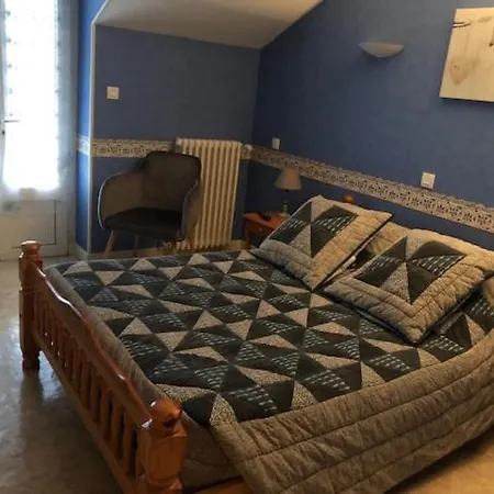 De La Normandie Bed & Breakfast 3*
