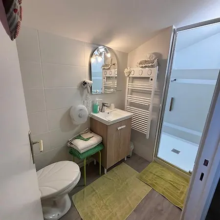 Bed & Breakfast De La Normandie