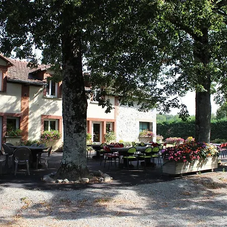 Bed & Breakfast De La Normandie Junhac